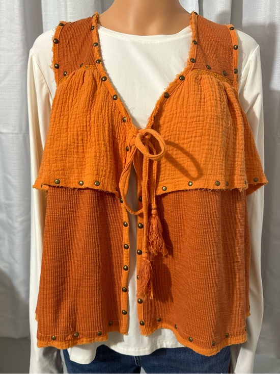 POL Tops - Cool POL size S burnt orange sleeveless studded tassel tie waffle knit vest new